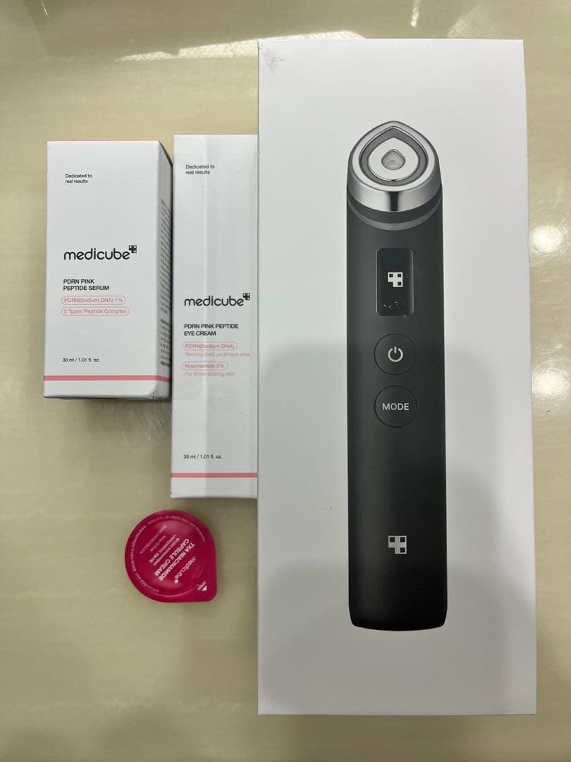 メディキューブ AGE-R ブースタープロ　ブラック