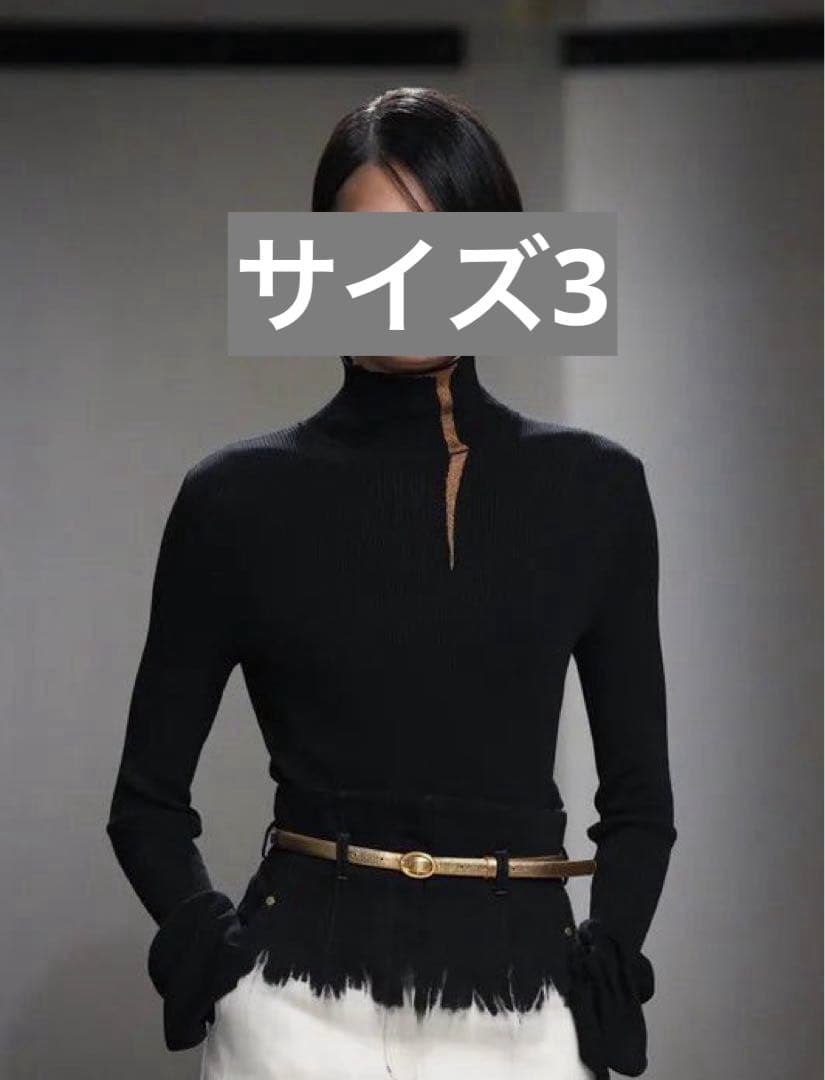 ス*ー様 ブラックタートルネックニット