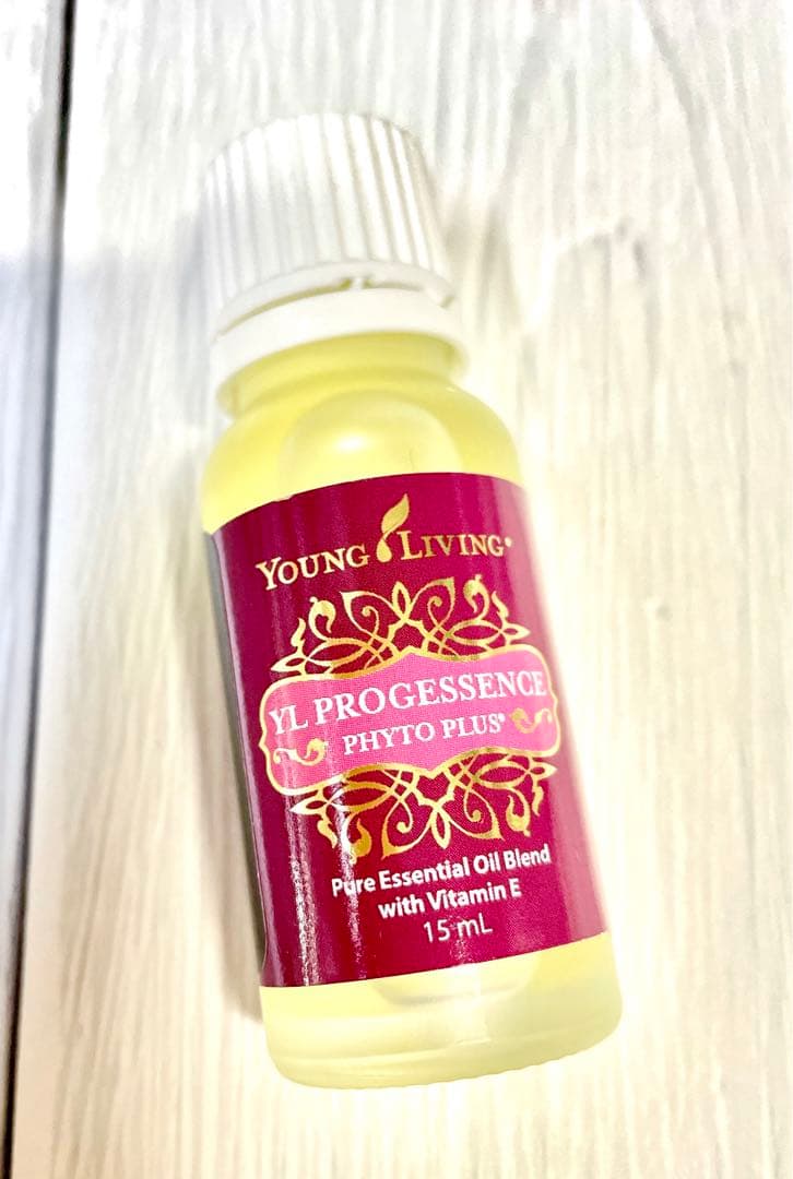 新品☆ヤングリビング プロジェッセンスフィトプラス＆ジョイ アロマ 精油☆未使用