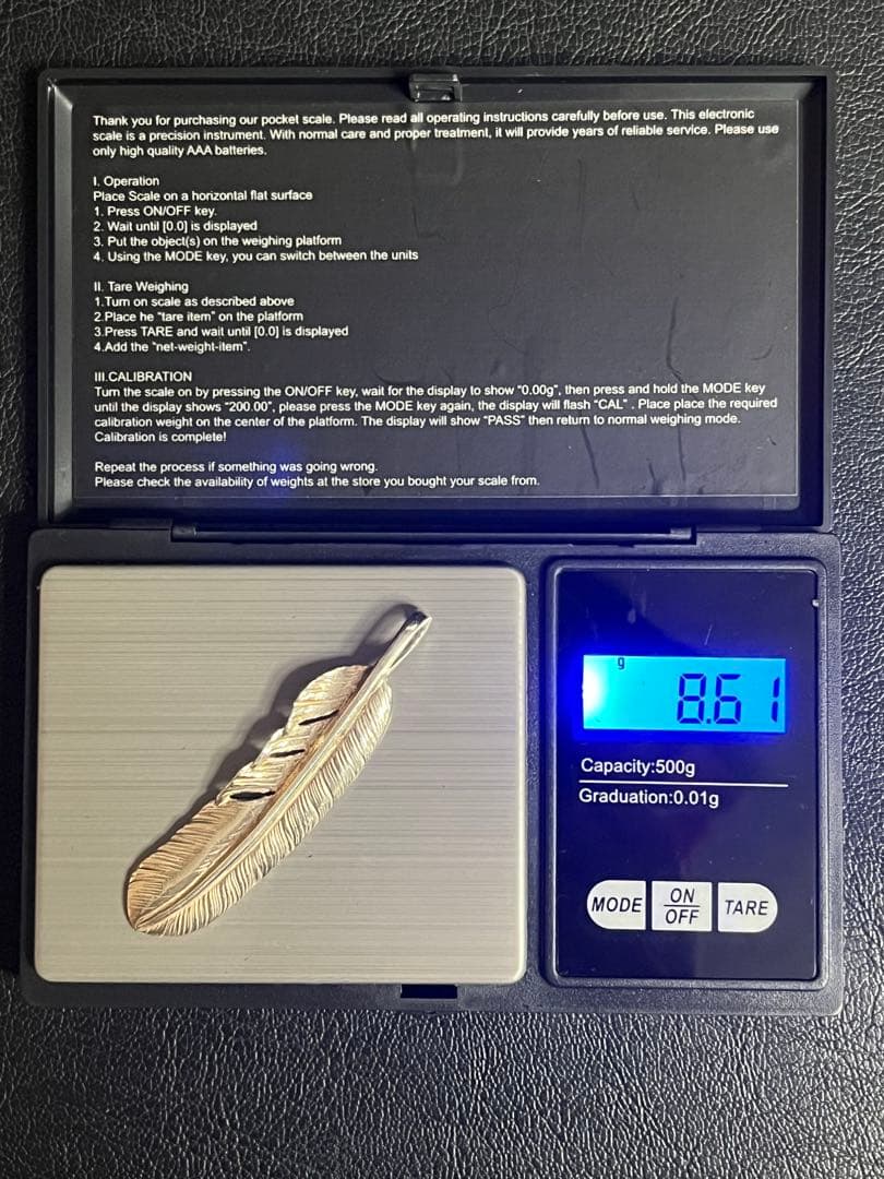 プレーン特大フェザー(右向き) ゴローズ プレーン特大フェザー 右向き ネックレストップ メンズ 特大