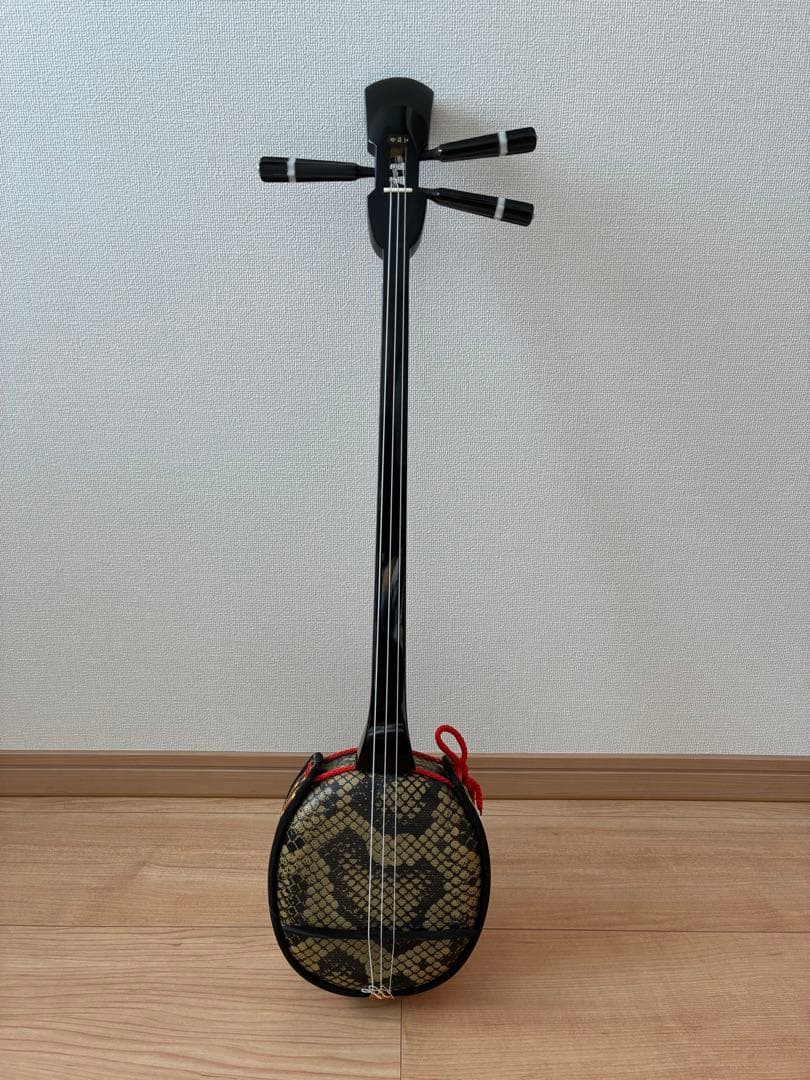 三線　沖縄　本体　ケース付き