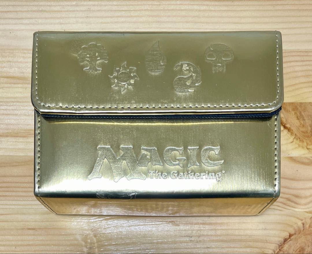 Magic: The Gathering ゴールドカードダブルデッキ ケース MTG ゴールドデッキケース 金 マジックザギャザリング｜Yahoo!フリマ