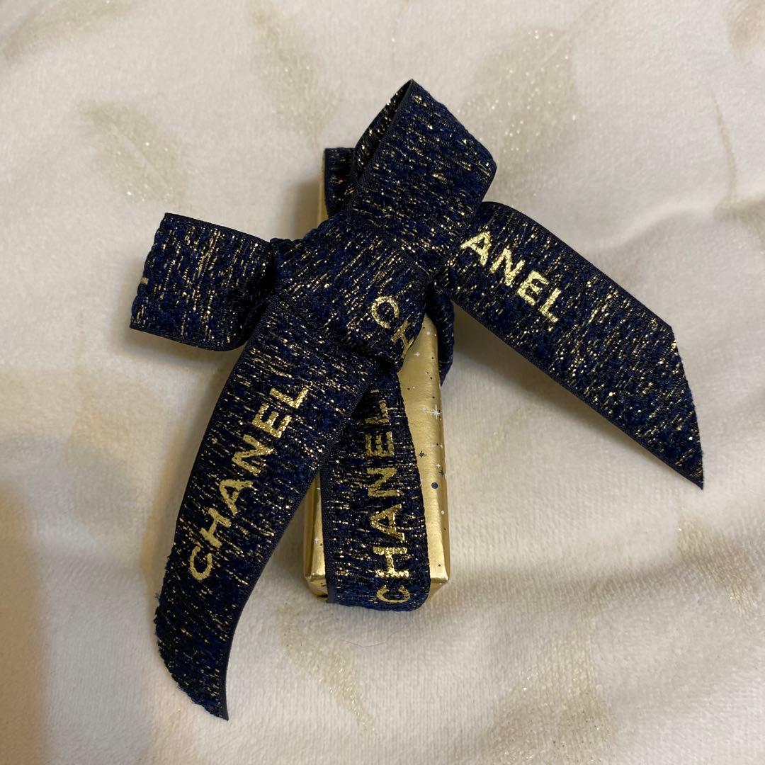 シャネル2023ホリデー　ルージュ　アリュールレクストレ812