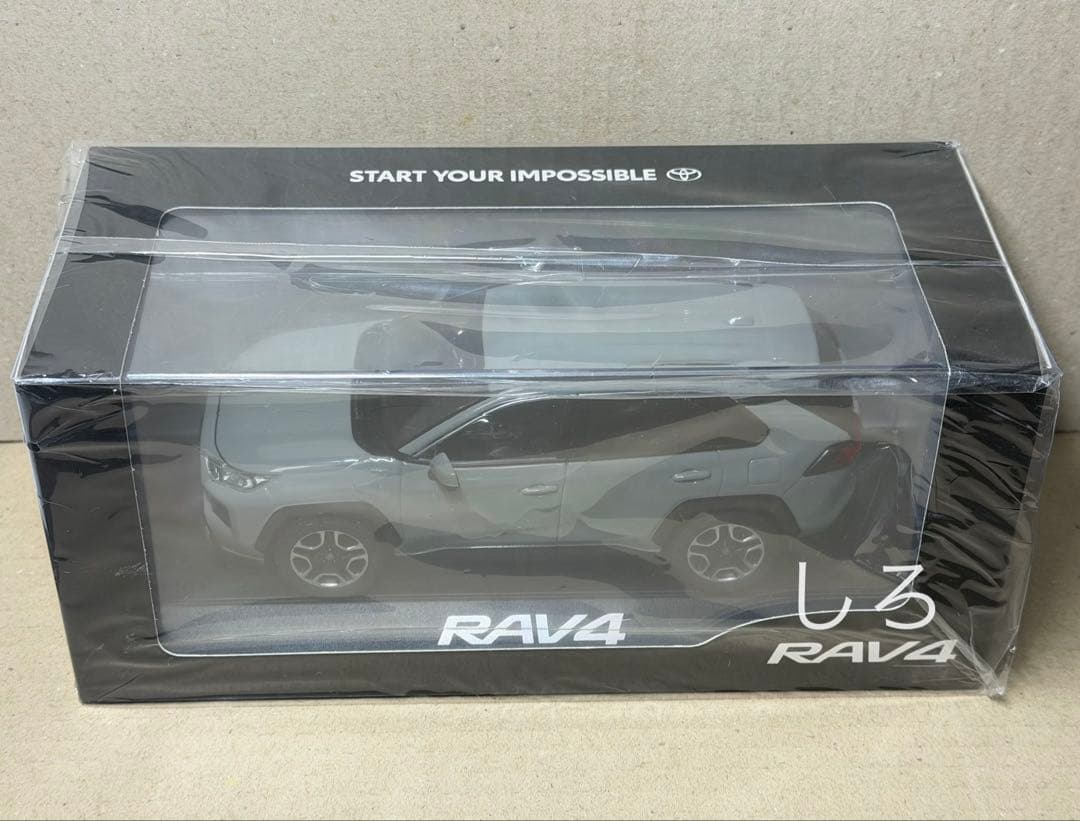 トヨタ RAV4 アドベンチャー アーバンカーキ カラーサンプルミニカー 色見本