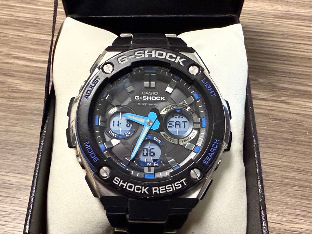 G-SHOCK GST-W100D-1A2JF アナログ時計　ソーラー　電波