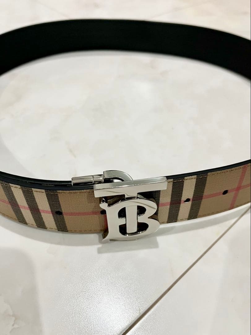 極美品 バーバリー リバーシブルベルト TB金具 ノバチェック ユニセックス