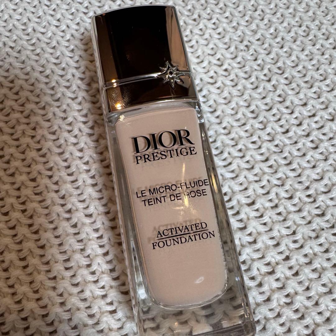 ディオール　プレステージルマイクロフルイドタン