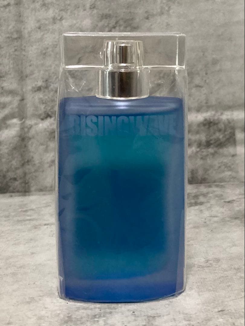 ライジングウェーブ オーシャンベリー　オードトワレ 50ml 香水