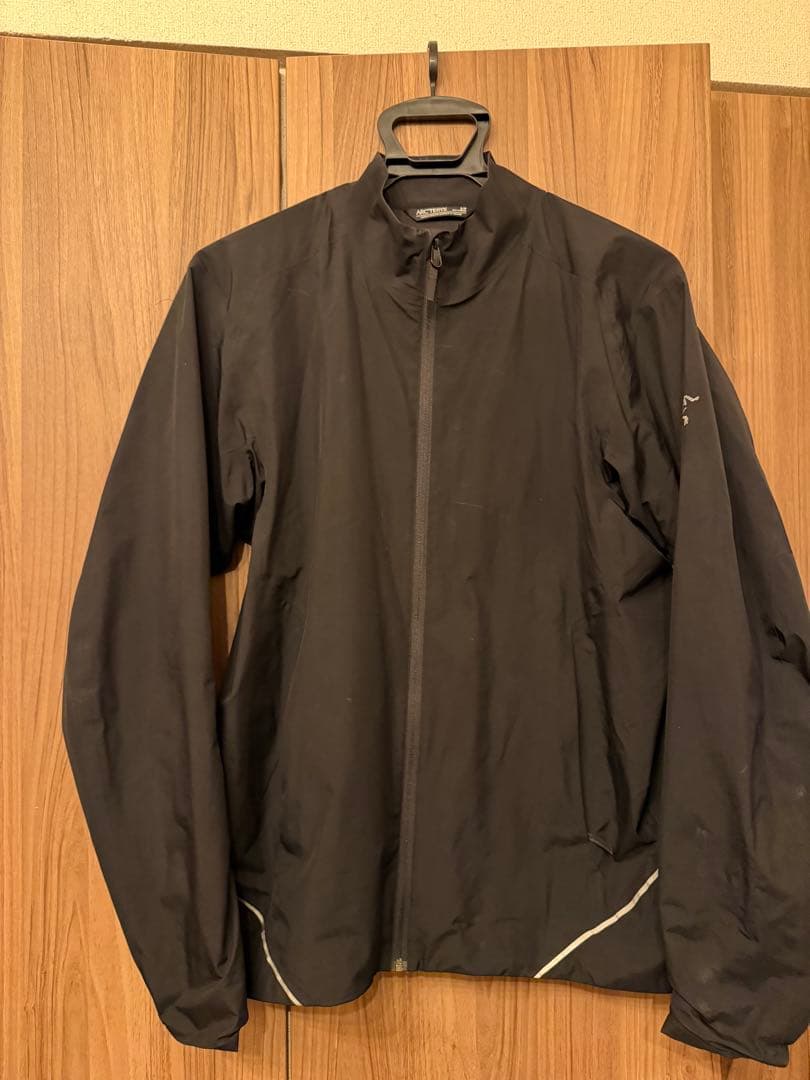 マルシェさん専用　ARC'TERYX ブラック ナイロンジャケット