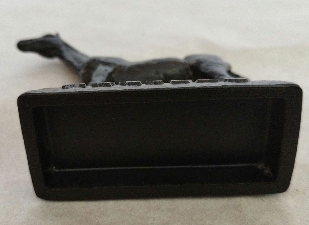 非売品 大井競馬場50周年記念 ハイセイコー号像完成記念 ミニ馬像 田畑