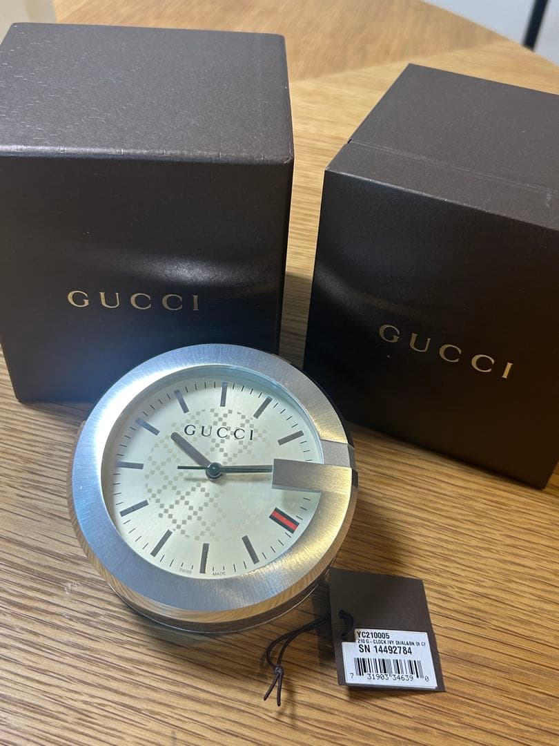 GUCCI 置き時計　正規品　7/31まで出品