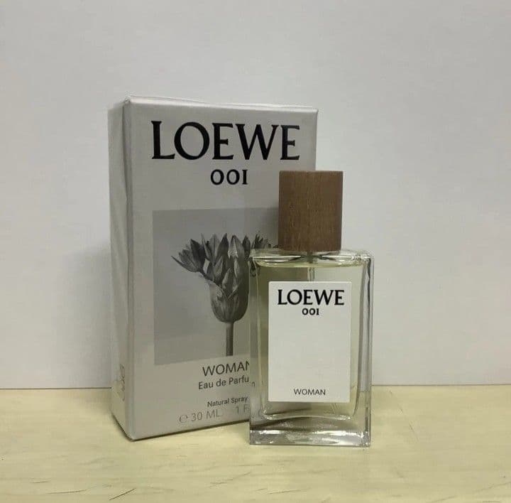ロエベ LOEWE 001 ウーマン オードパルファム　30ml