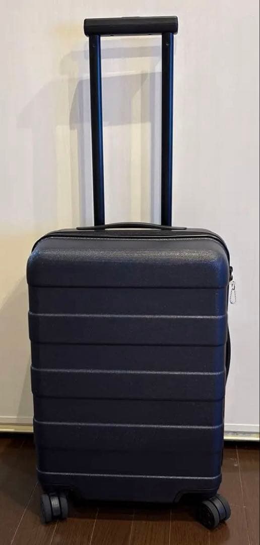 美品☆無印良品　バーを自由に調節できる　ハードキャリーケース（36L）黒