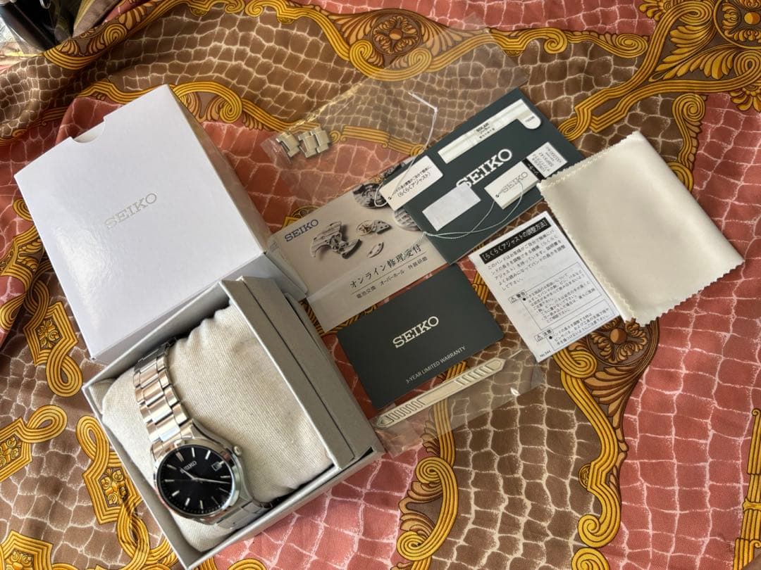 SBPX147ソーラー電池不要文字盤黒　保証期間内綺麗完動