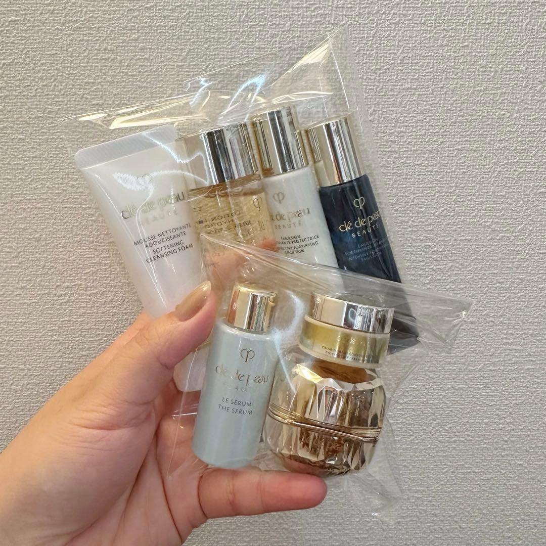 クレドポーボーテ♥ラ・クレーム♥特製 サイズラディアンス 資生堂 クレ・ド・ポー ボーテ誕生40周年記念の特別コレクション「ラディアン