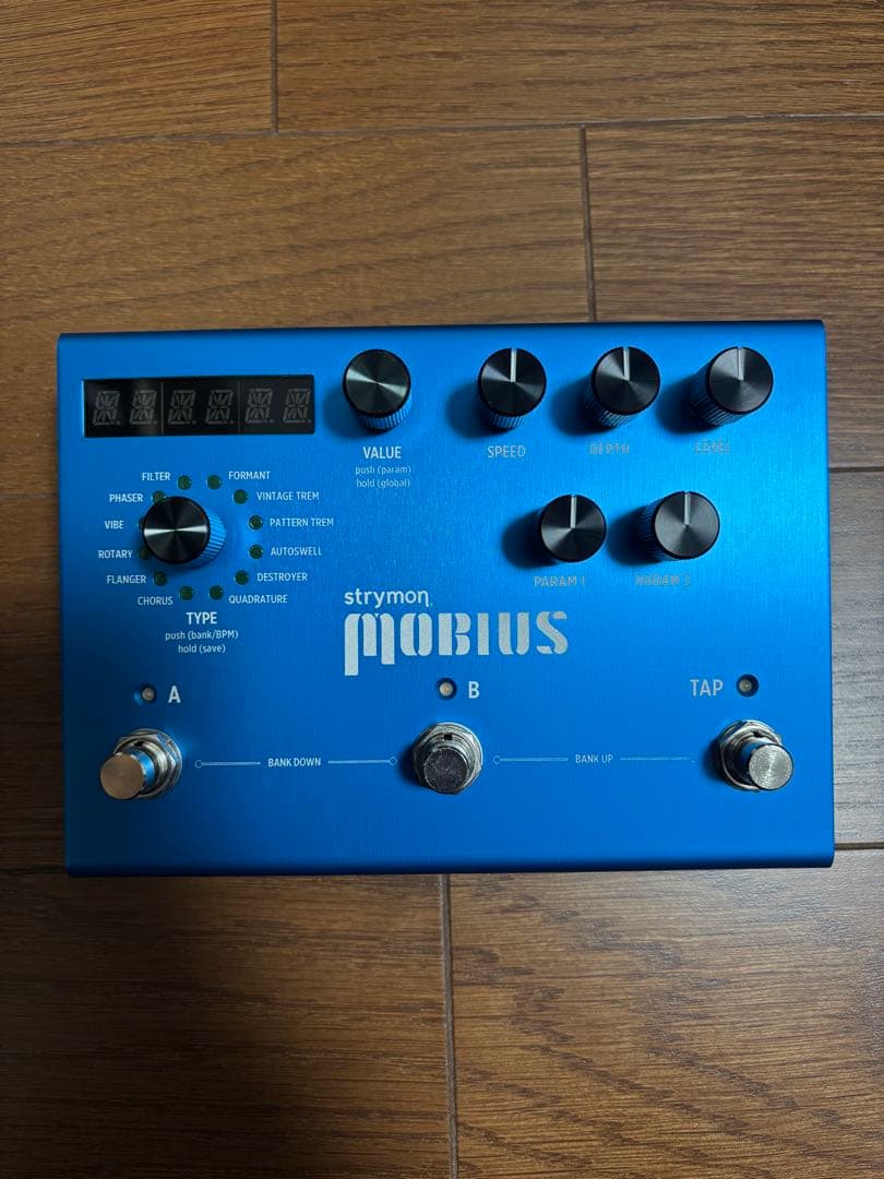 ギター strymon mobius
