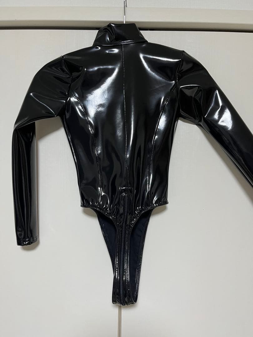 エナメル　プレイスーツ　長袖　アフィックスパラパラ