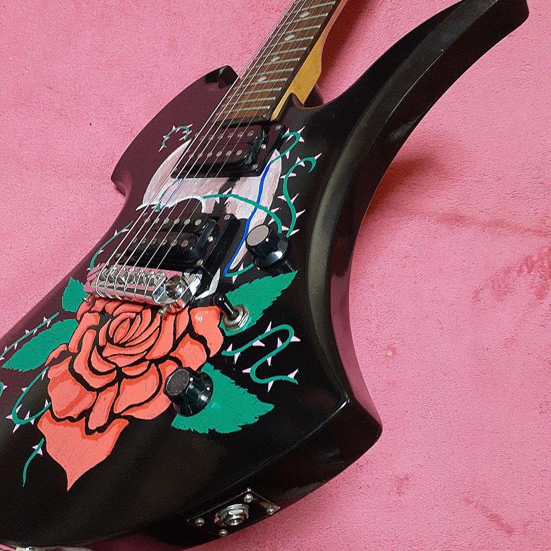 良・美品】薔薇髑髏ペイント・hideモデル。モッキンバードエレキギター