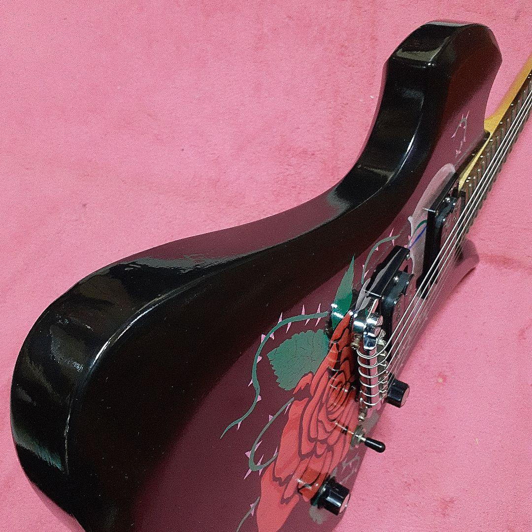 良・美品】薔薇髑髏ペイント・hideモデル。モッキンバードエレキギター