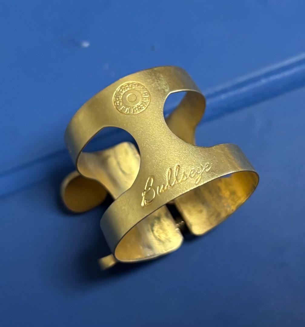 Bullseyeブルズアイテナーサックスリガチャーラバー用バランサー付