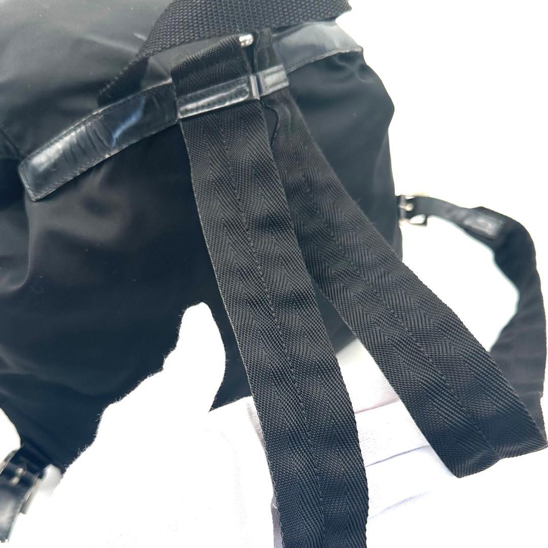 《良品》PRADA 三角ロゴ Wポケット ナイロン レザーリュック デイパック