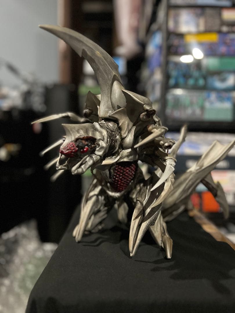 レギオン ガメラ2 レギオン ダメージVer 赤目 フィギュア　ジャンク