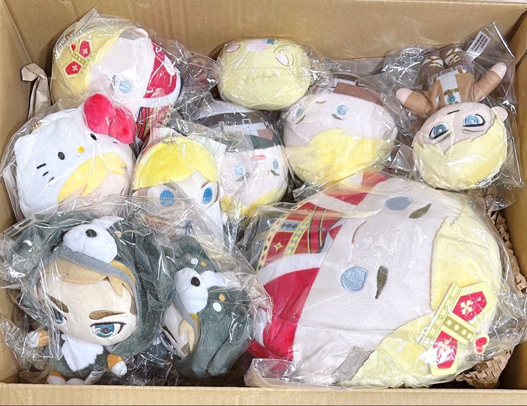 進撃の巨人　エルヴィン　ぬいぐるみ　マスコット　まとめ売り　10点