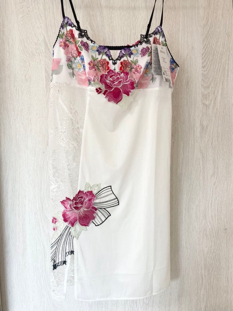 新品　ワコール　サルート　60G マイフェアレディスリップ M-80 IV