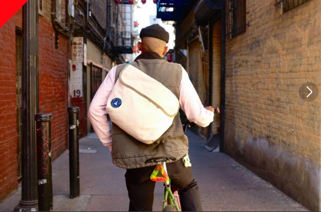 未使用 SPACE AGE TECHNOLOGIES / ZINE HOLDER ZINE HOLDER — Space Age Technologies