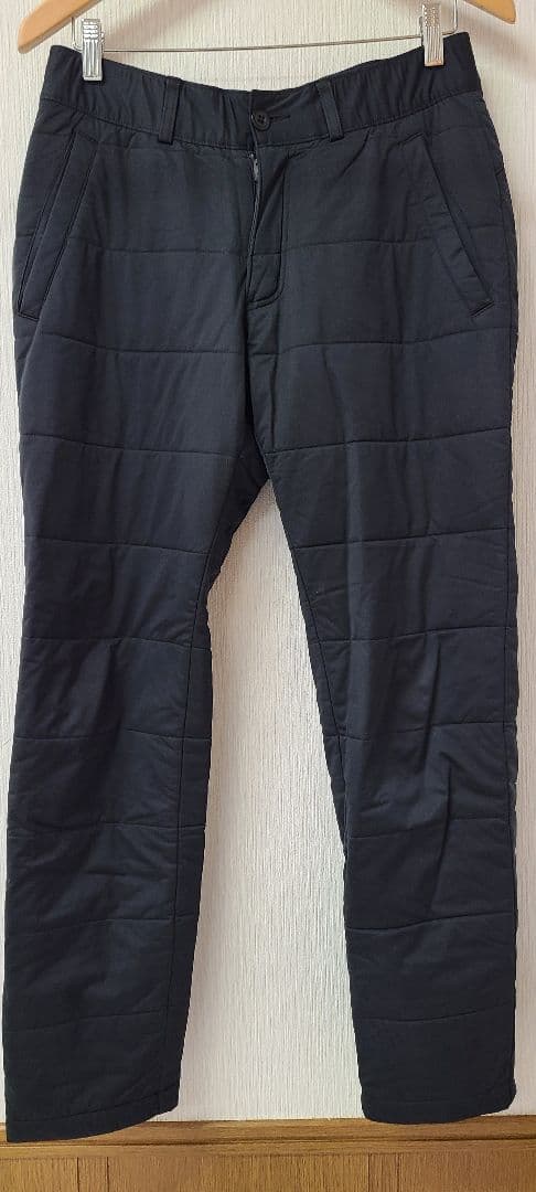 アンダーアーマー　ダウンパンツ　中綿パンツ　試着のみ　メンズM