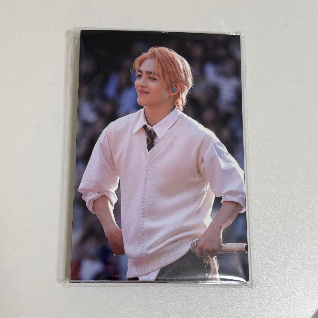 SEVENTEEN FOLLOW AGAIN パッケージギフト ポストカード SEVENTEEN TOUR 'FOLLOW' AGAIN TO JAPAN 【DVD】UNIVERSAL MUSIC