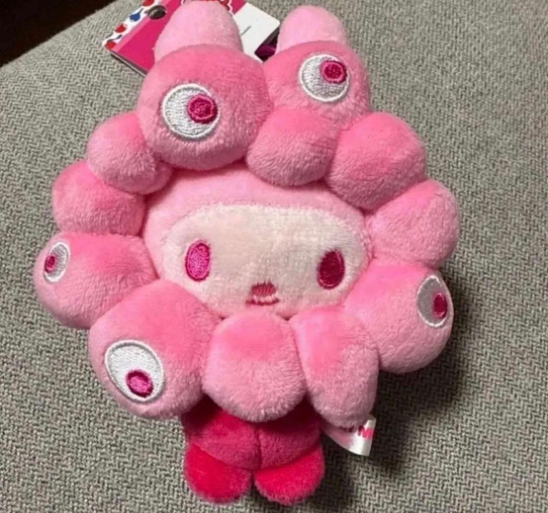 推しカラー ミャクミャク なりきり マイメロ カラビナ BC - メルカリ