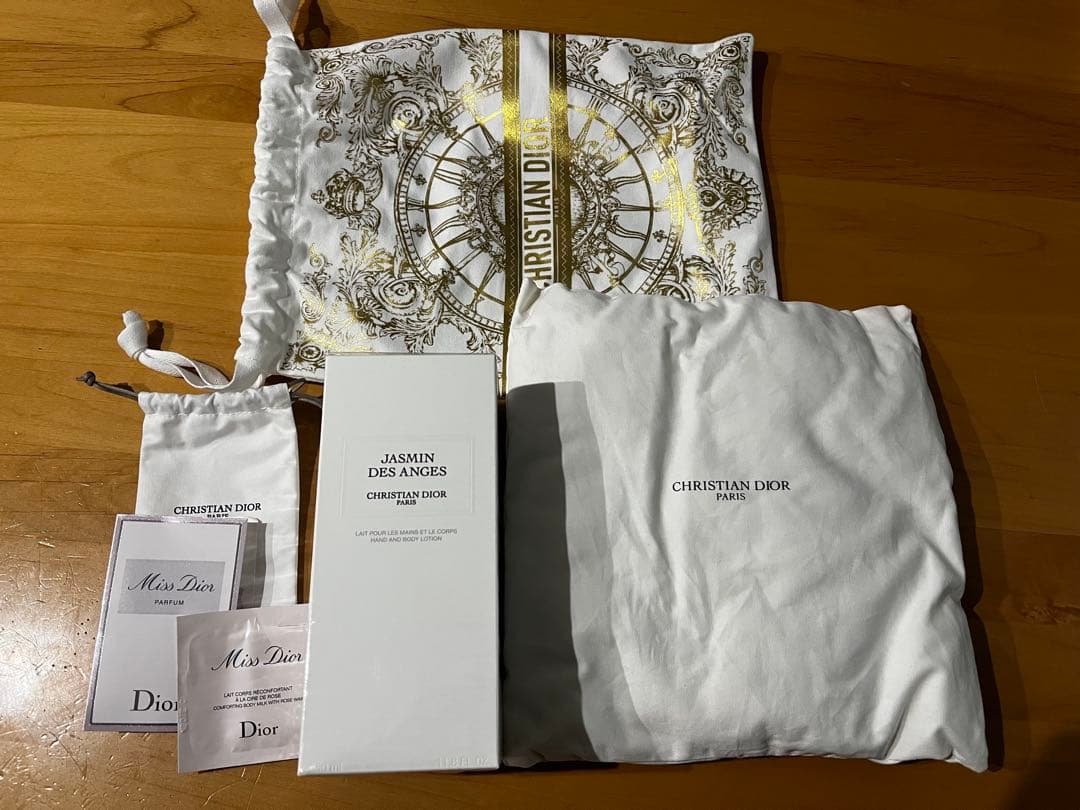 クリスチャンディオール　バンド&ボディローション　350ml