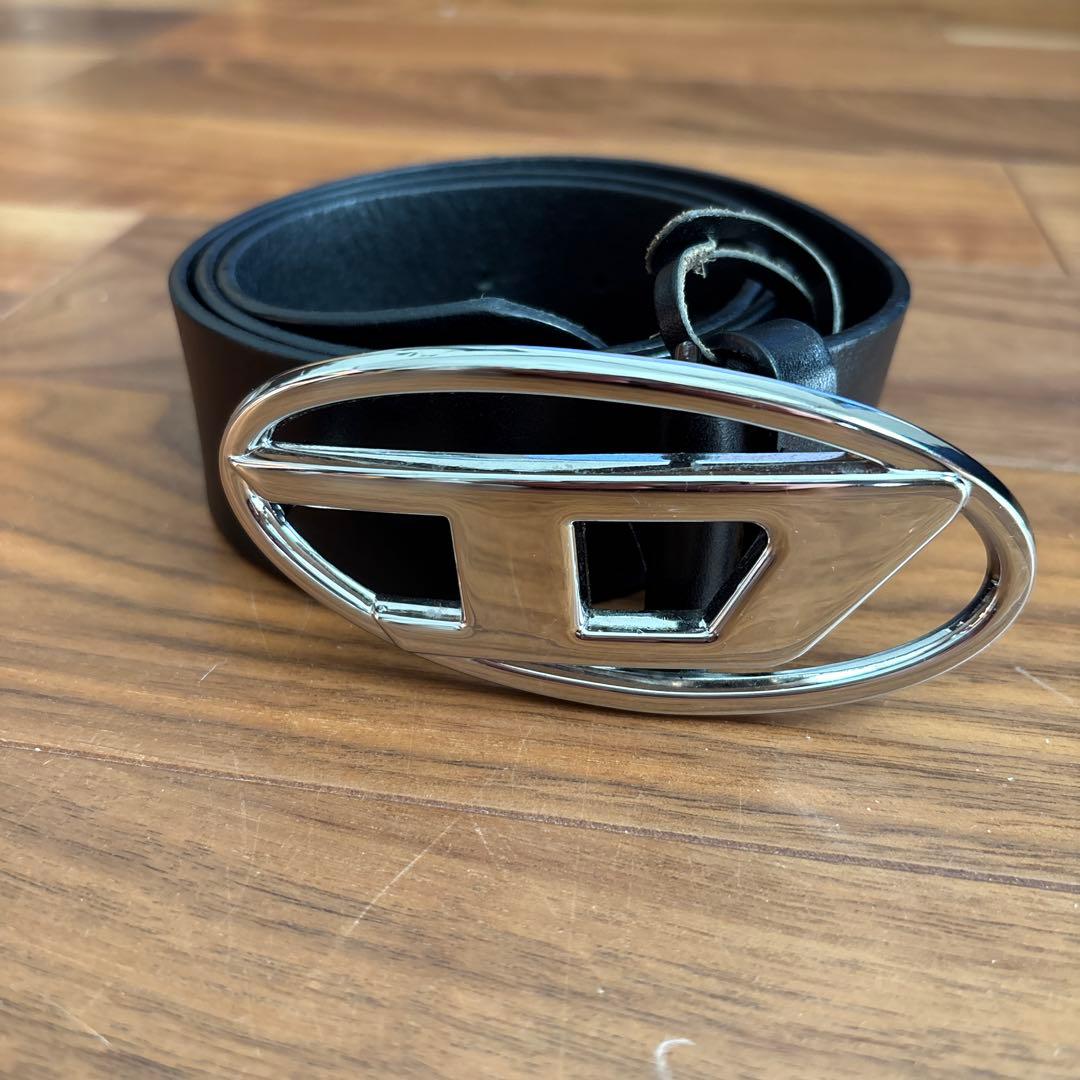 DIESEL 黒レザーベルト オーバルバックル