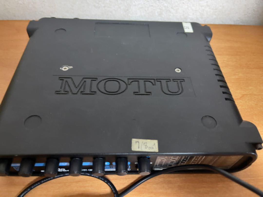 MOTU audio express オーディオインターフェイス 電源等付属