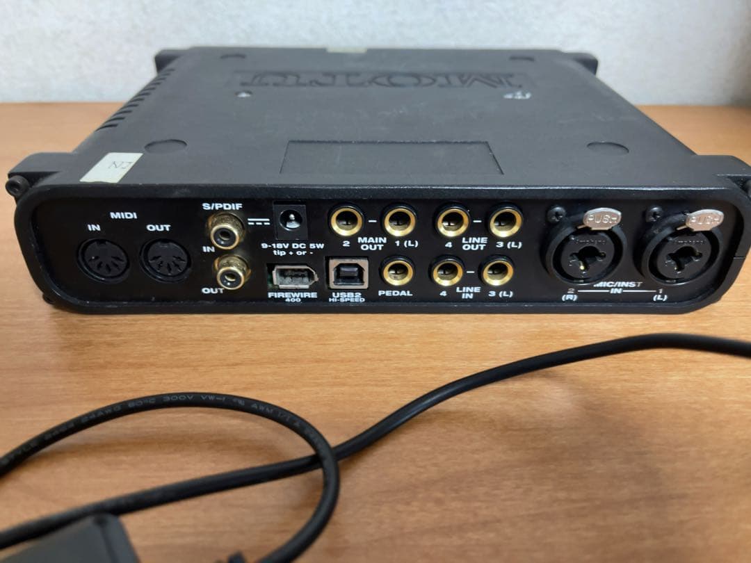 MOTU audio express オーディオインターフェイス 電源等付属