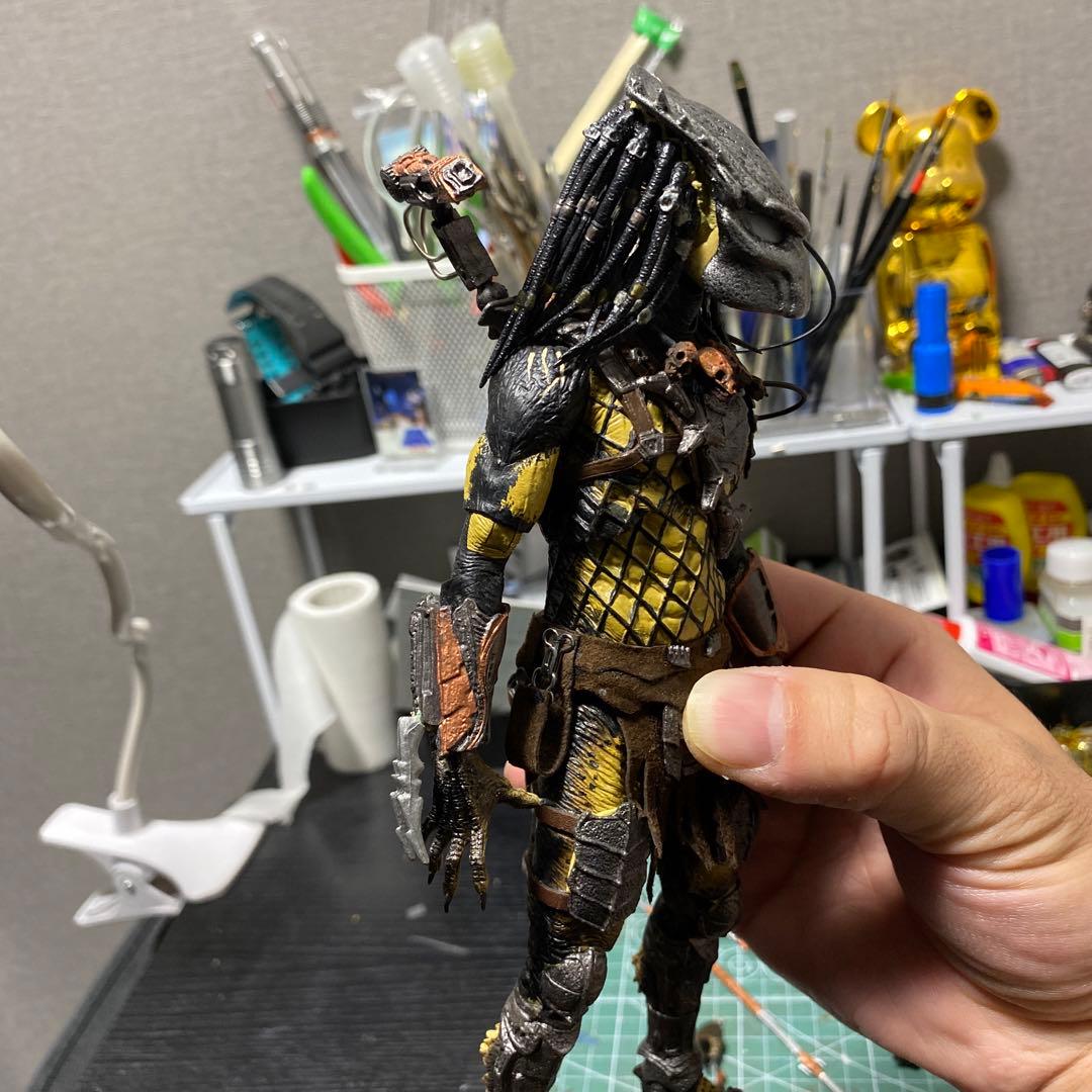 ネカ ウルフプレデターフィギュア (カスタム)値下げ不可 - メルカリ