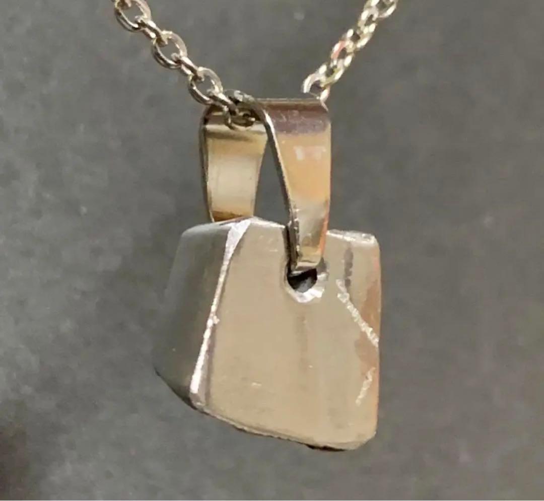 ゲベルカミル隕石ペンダント✨No.7 パワーストーン　天然石　ネックレス 楽天市場】モルダバイト ペンダント ネックレス 天然石 パワーストーン