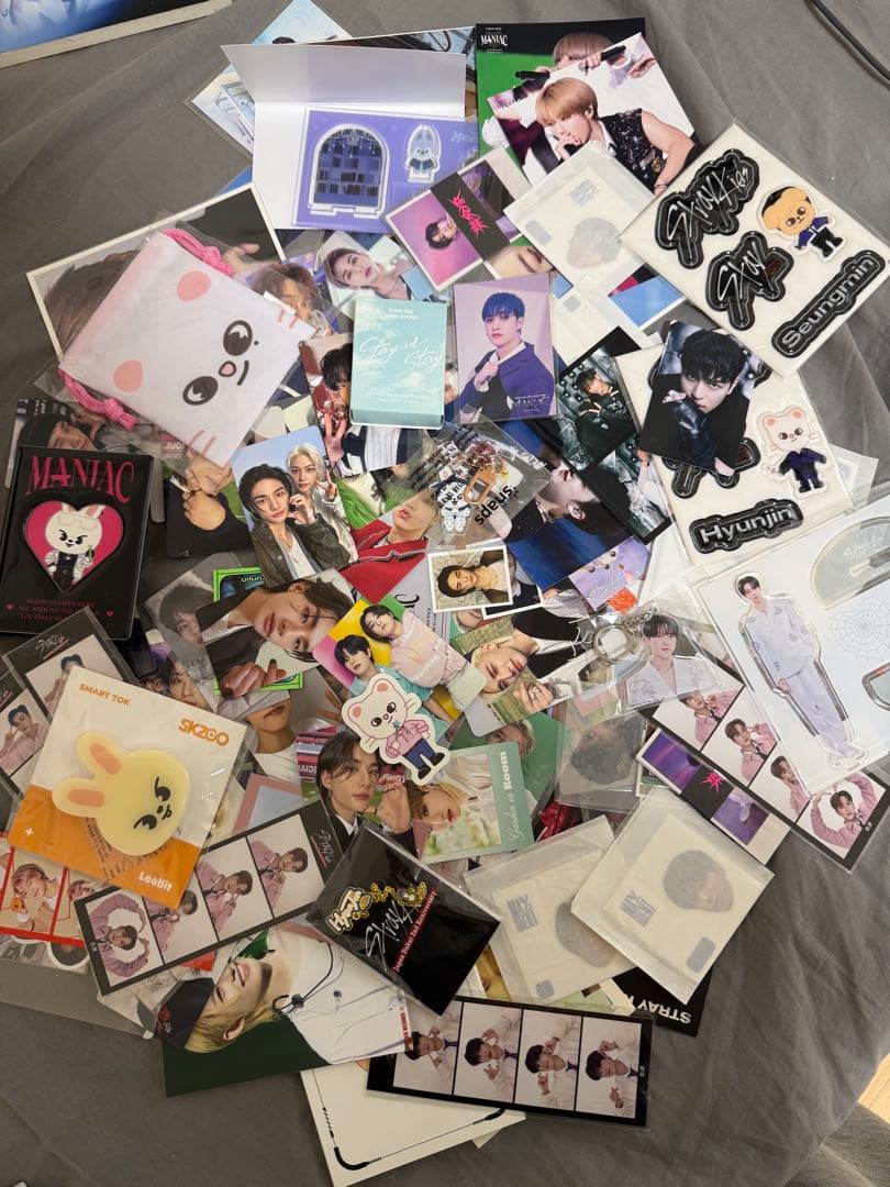 スキズ straykids トレカ グッズ アクスタ まとめ売り 2番目半額 Stray Kidsグッズ 5-STAR アクリルスタンド 写真立て 卓上