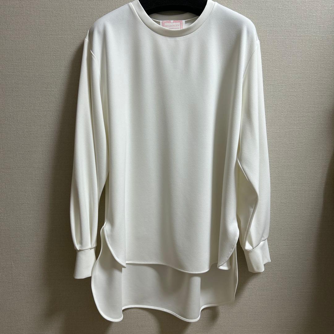 ビアズリー beardsley Tブラウス F サイズ ホワイト - メルカリ