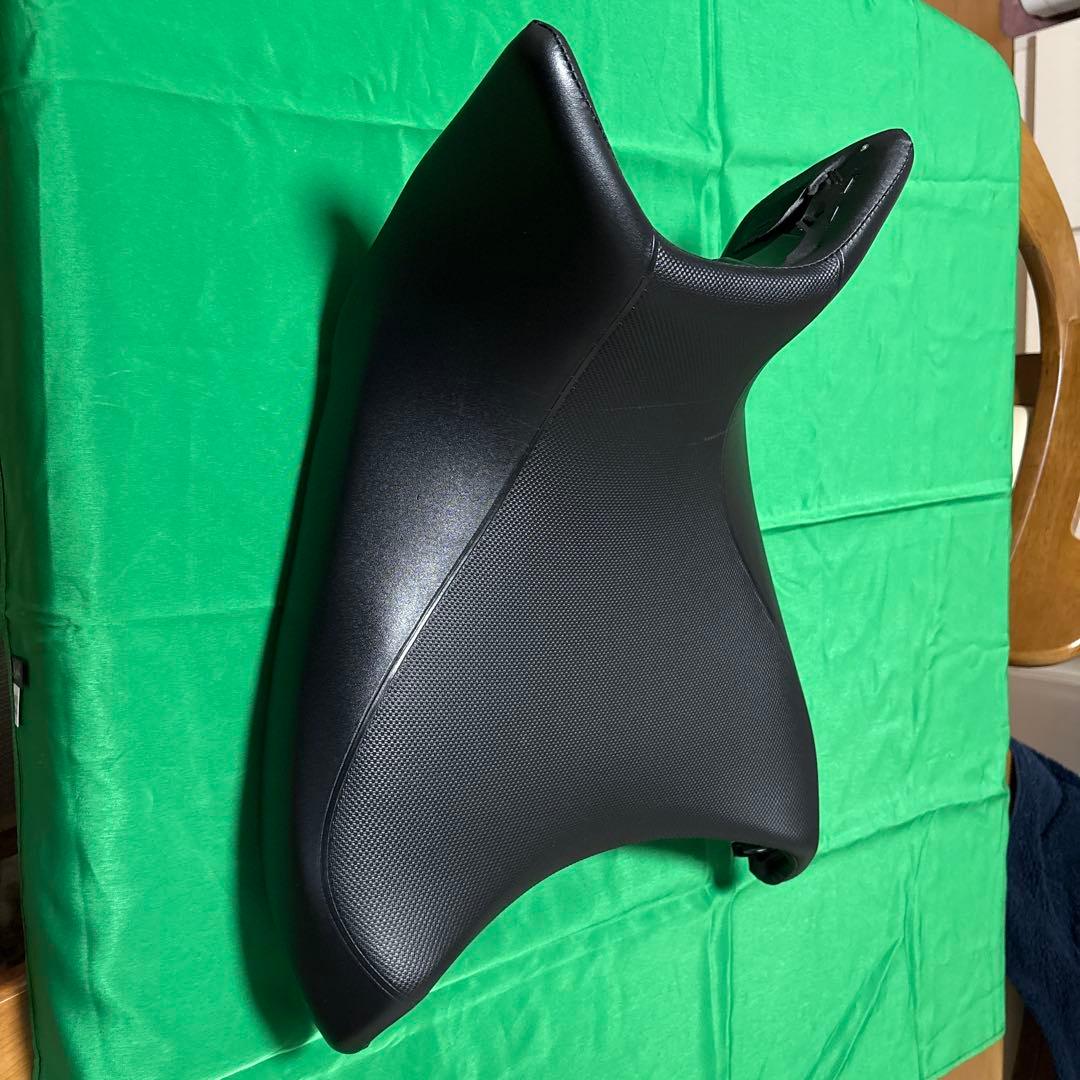 2024年　ホンダＮＣ750Ｘ ローダウンシートにゼルを入れてます。 ホンダ NC750X(RH09)用ローダウンシート | 1度の人生楽しまなきゃ