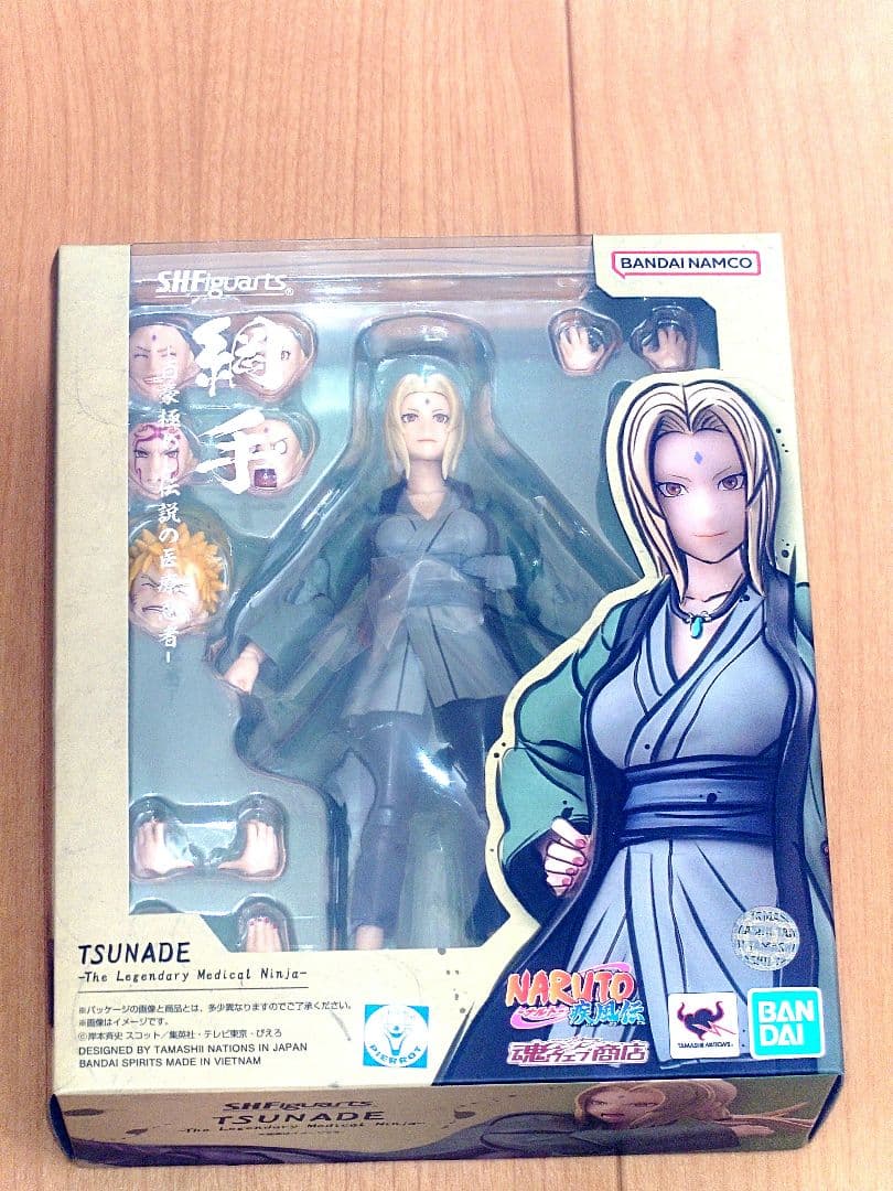 ナルトS.H.Figuarts 綱手 百豪極めし伝説の医療忍者 フィギュアーツ