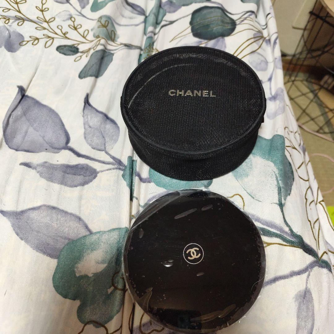 CHANEL クッションファンデーション 黒ケースリサイクルお店で買いました