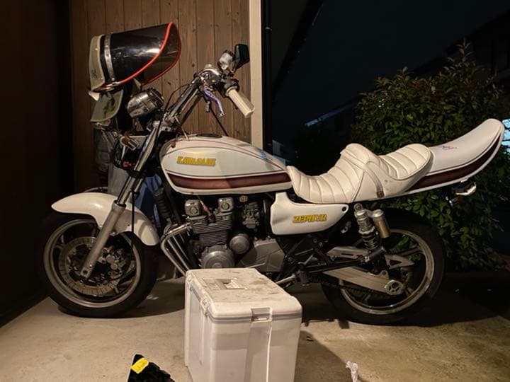 ゼファー400ラクダシート - メルカリ