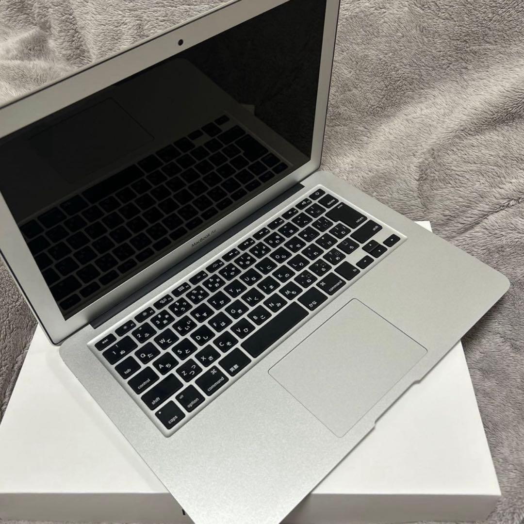 Apple MacBook Air 2012 13インチ 故障歴なし