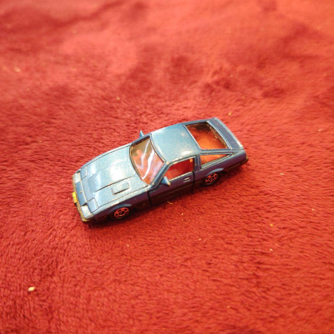 激レア！赤箱トミカ15-4-7 フェアレディZ パトカーライン Amazon | トミカ 15 日産 フェアレディZ 300ZX 1/59 赤 | ミニカー