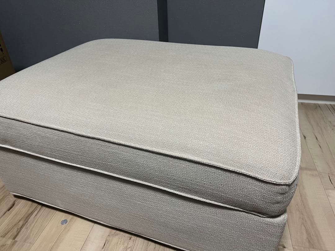 オットマン IKEA