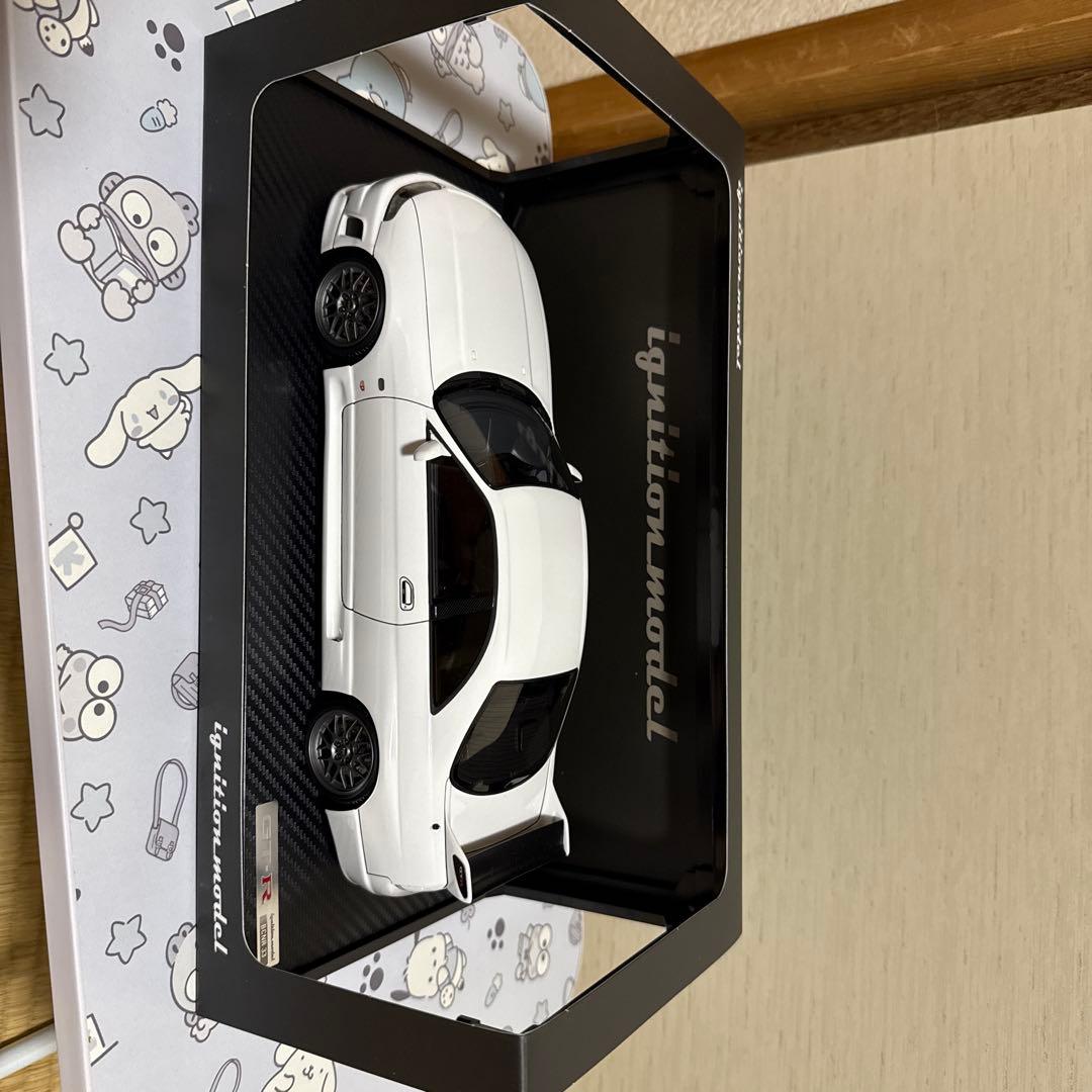 1/18 NISSAN スカイライン GT-R (BCNR33)2684ミニカー