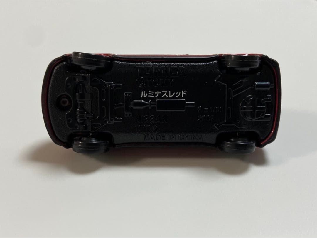 トミカ 日産 ティーダ ルミナスレッド
