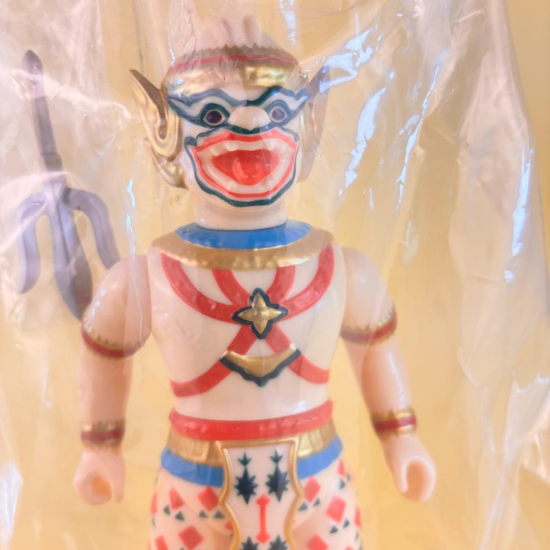 ハヌマーン アイボリーVer ソフビ　K プロ （ウルトラ戦士・マルサン） 奇跡の再入荷！羽田空港で即日完売したマルサンの『ウルトラマン』記念